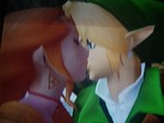 Link_and_Zelda_s_kiss.JPG